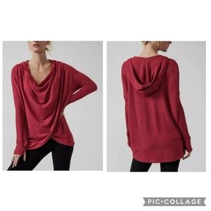 Athleta Purana Wrap Decadent Red‎ Sweatshirt Hoodie Long Sleeve Size M
